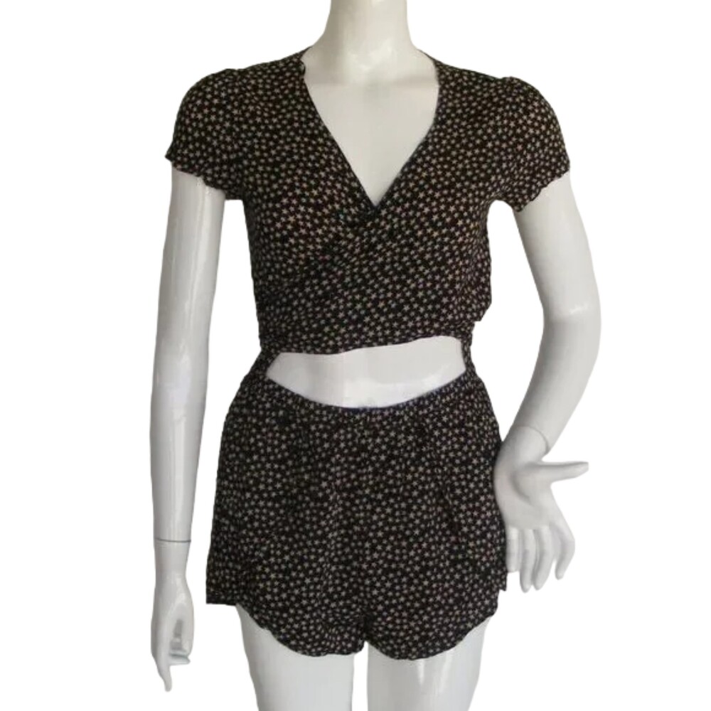 COTTON CANDY LA Romper, M, Black, Stars, Wrap Around top, Elastic waist, Shorts
